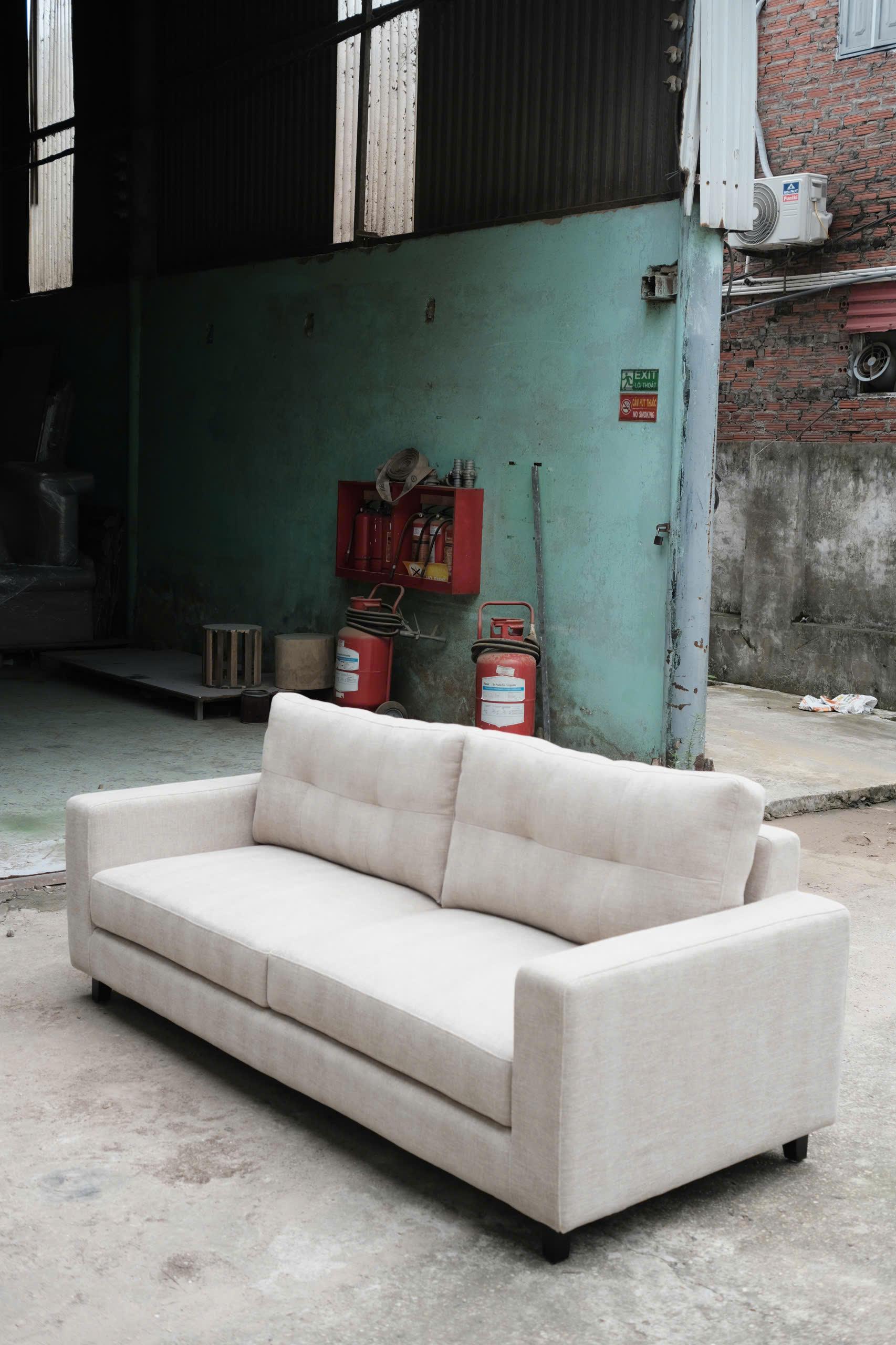 Sofa mặc áo 01