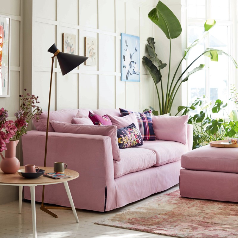 Sofa màu hồng phấn